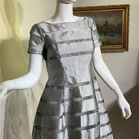 Muse Grey Organza Low Back Party Dress - Picture 6 of 15